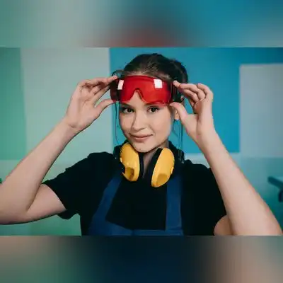 伏立骏